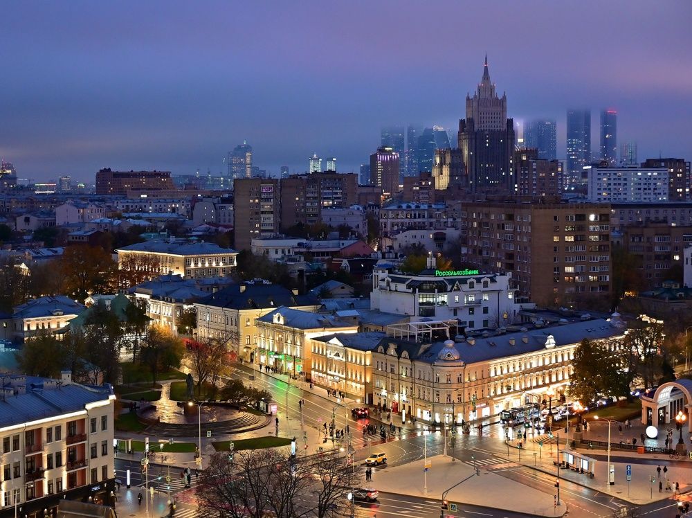 Вечерняя Москва