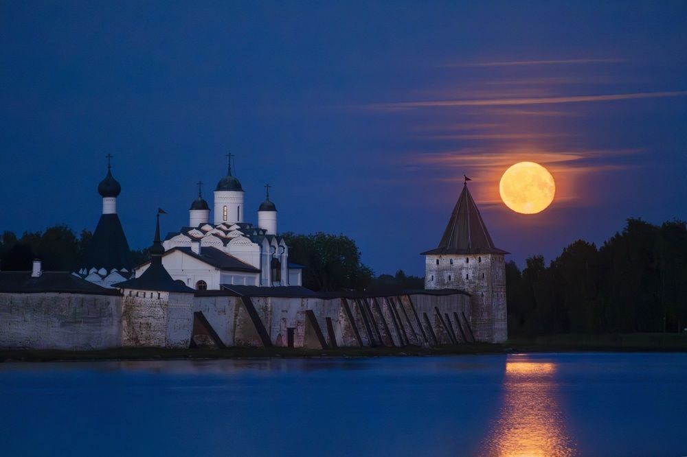 Photograph by Lyudmila Klimanova