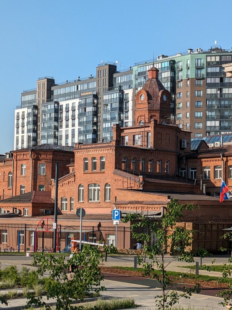 Бывший завод. Ныне бизнес центр. Санкт-Петербург