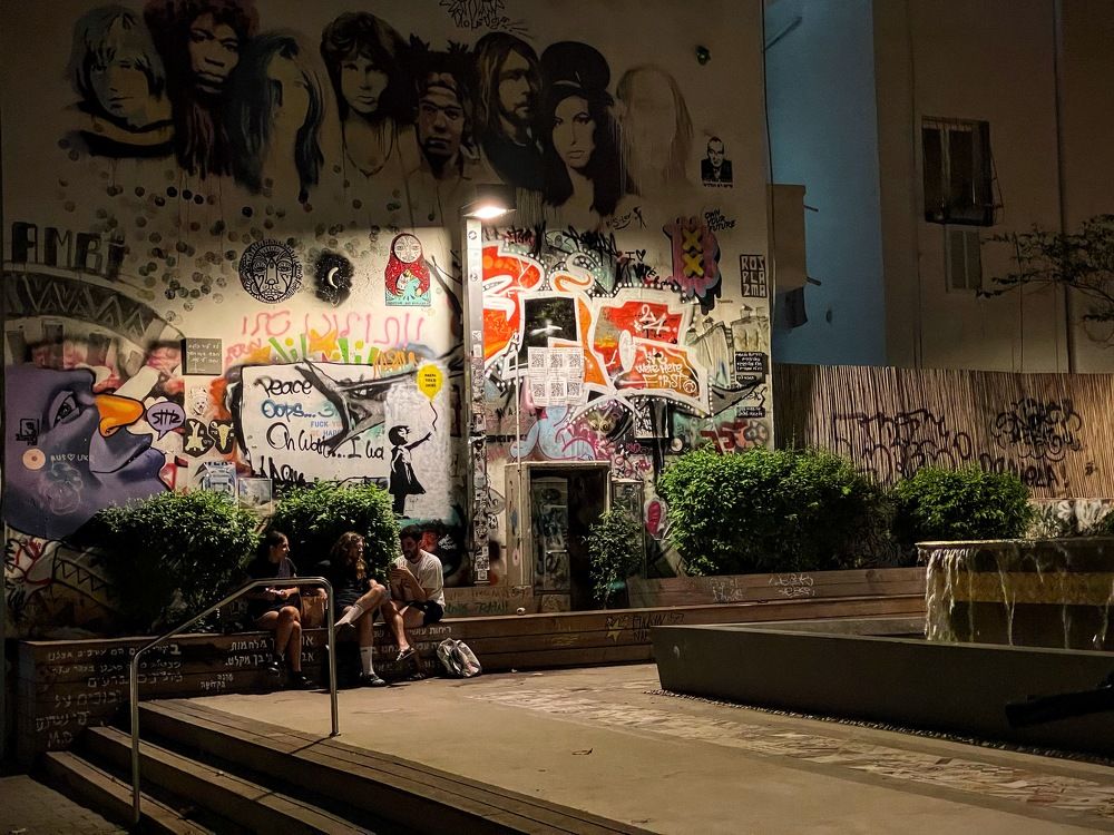 Photograph by Oleg Shimanovski