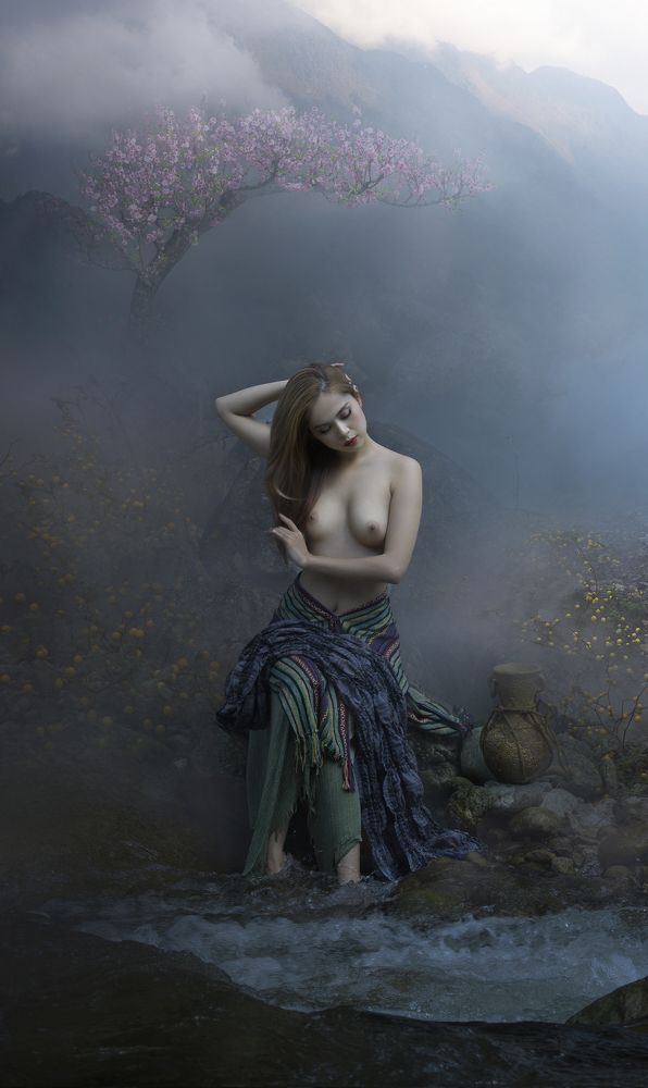 Photograph by Lê Hồng Tuấn