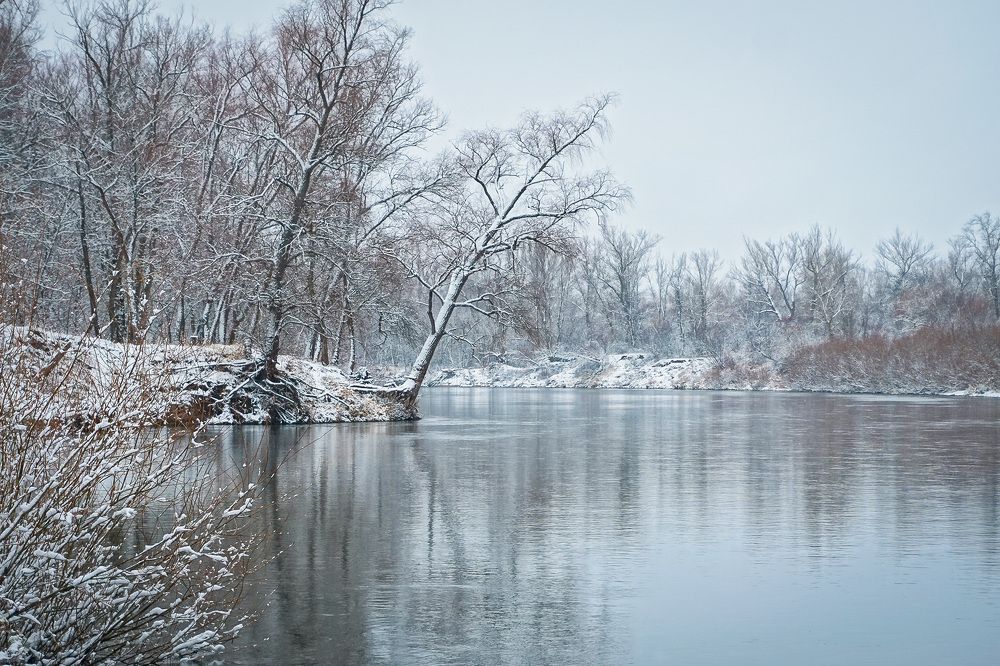 Снег вода...