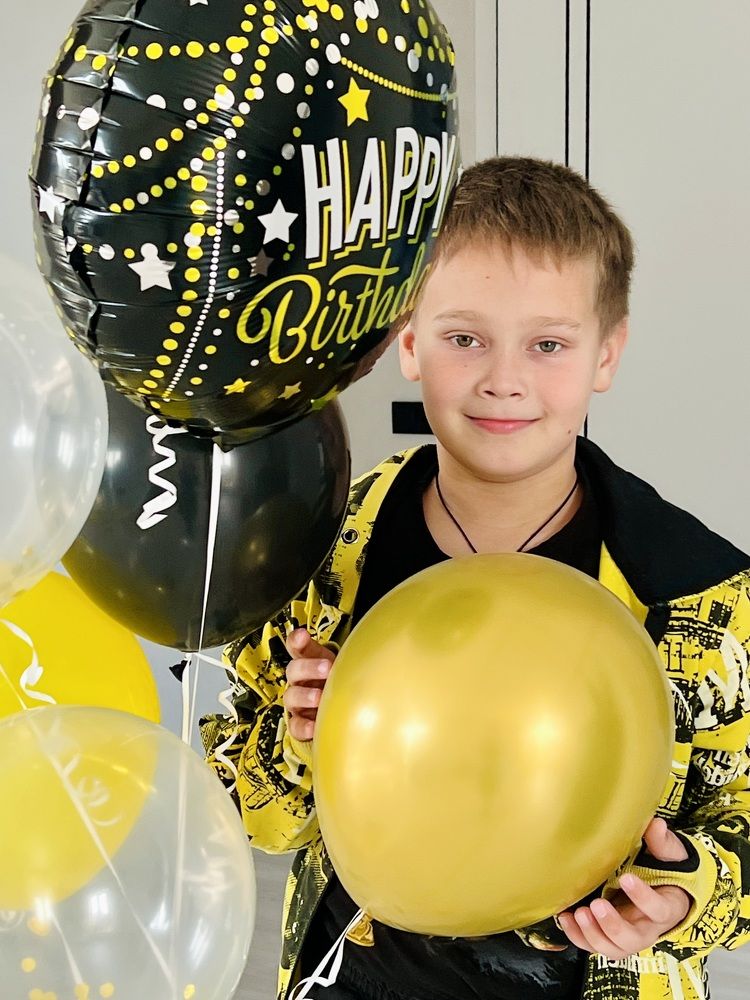 Лёвочка и любовь к желтому