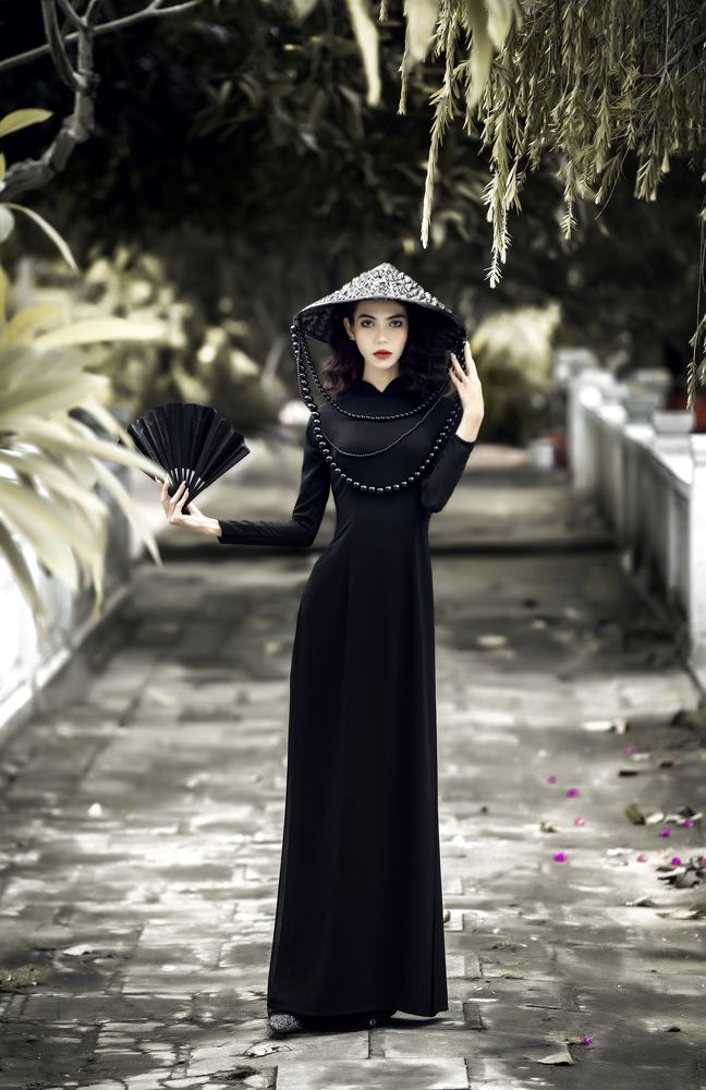 Photograph by Tran Khoa