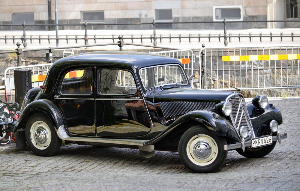 Чёрный паккард