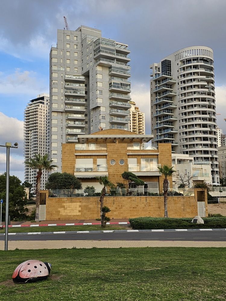 Фотография автора Oksana Podgorodetska