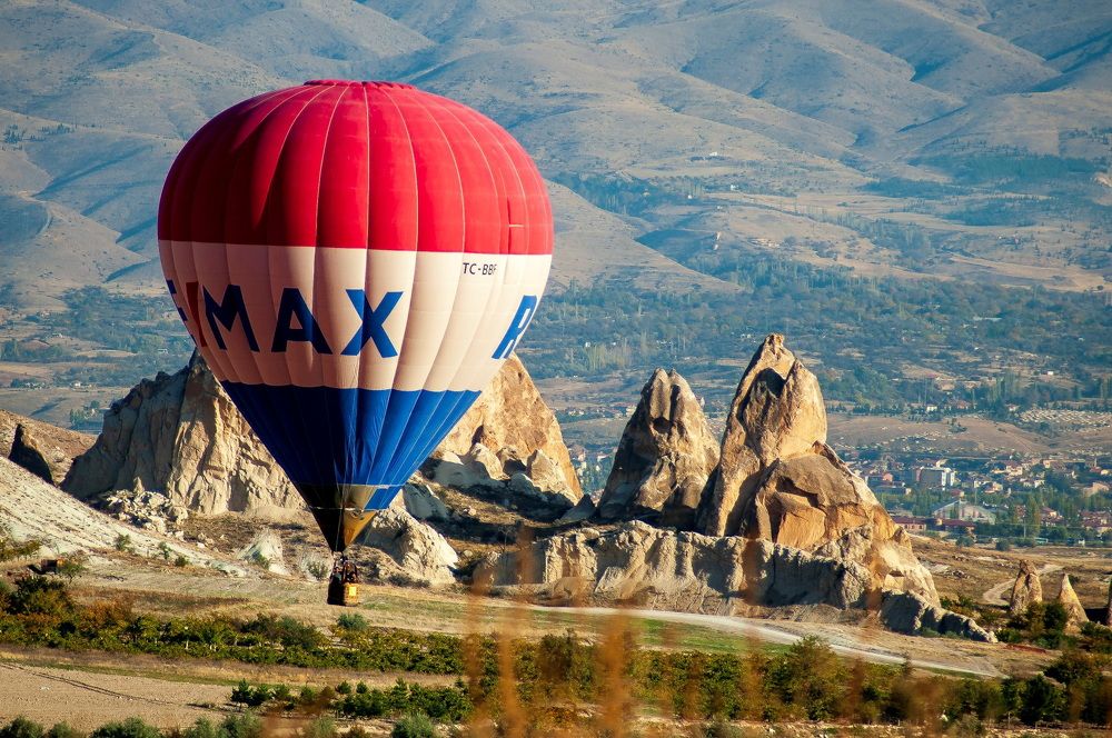 Photograph by DAMOUN POURNEMATI