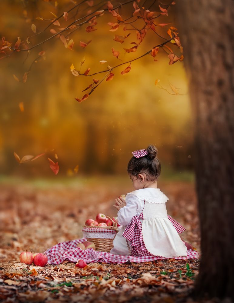 Фотография автора Paola Kerestegian