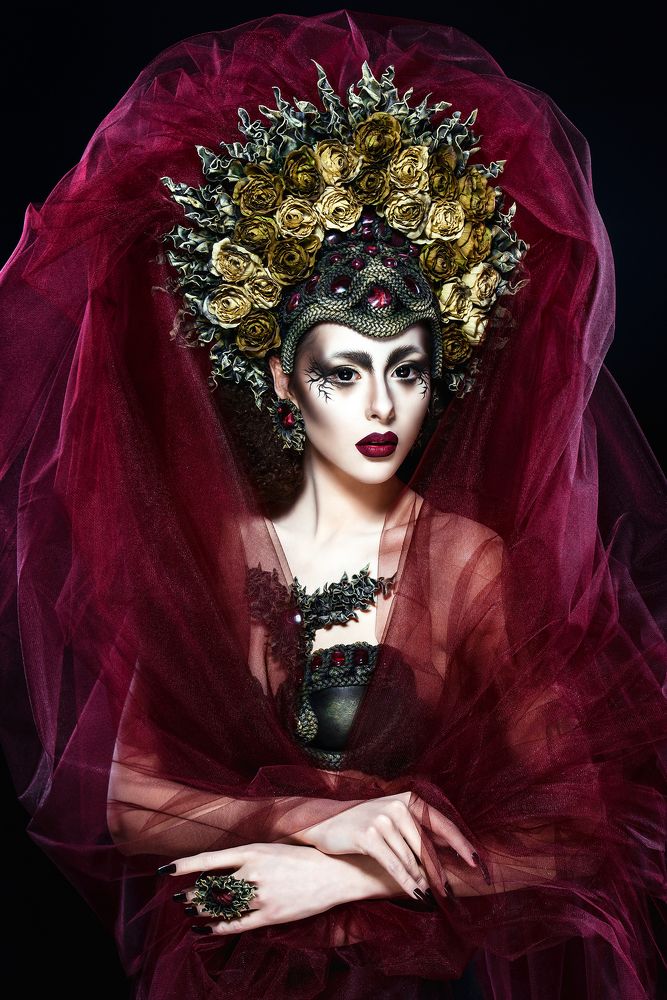 Багровый пик