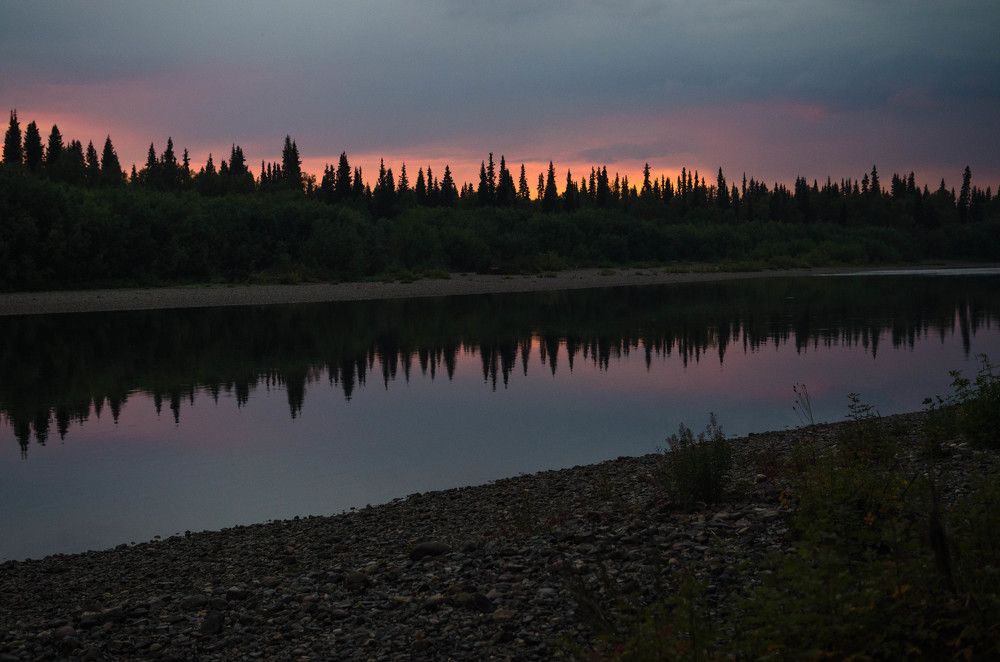 Уходящий день на р. Лемва