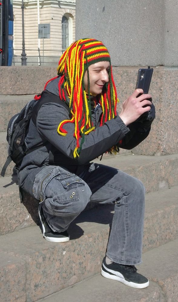 Секундочку!