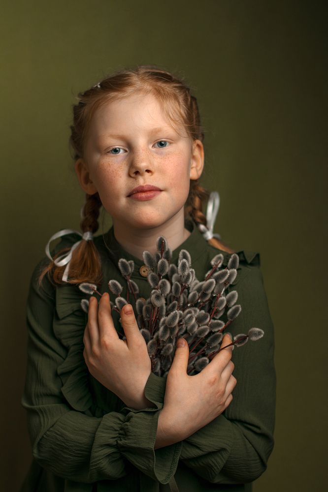 Девочка с вербой