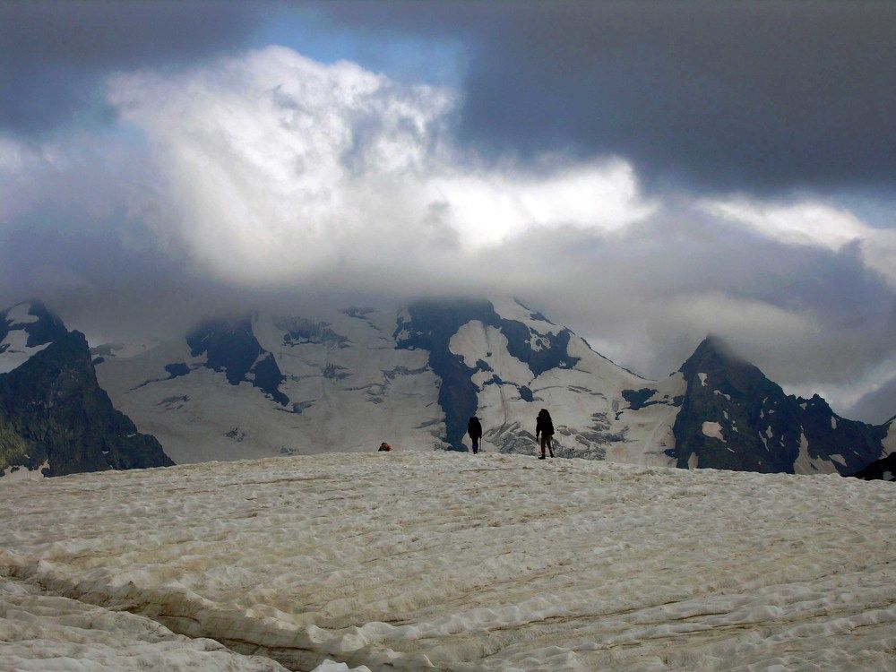 К перевалу ...
