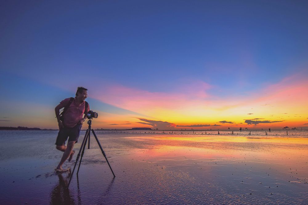 Photograph by NAM BUI