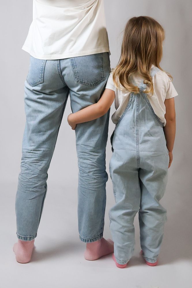 Полина и Виктория