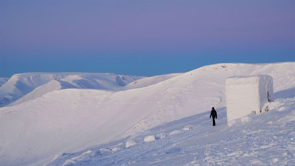 Хибины под снегом.