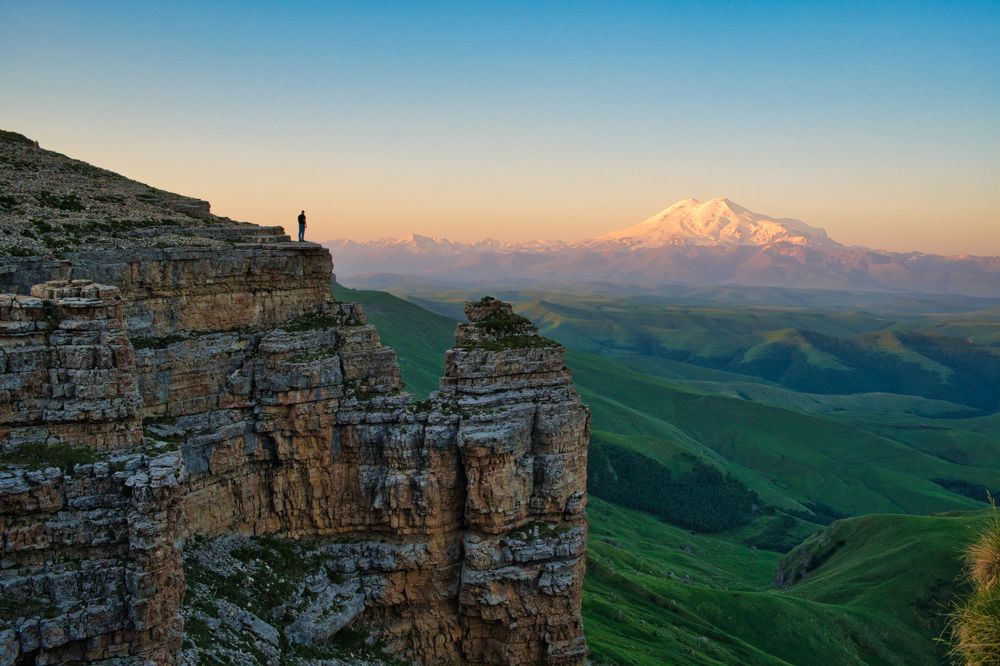 Чудесное утро с видом на Эльбрус