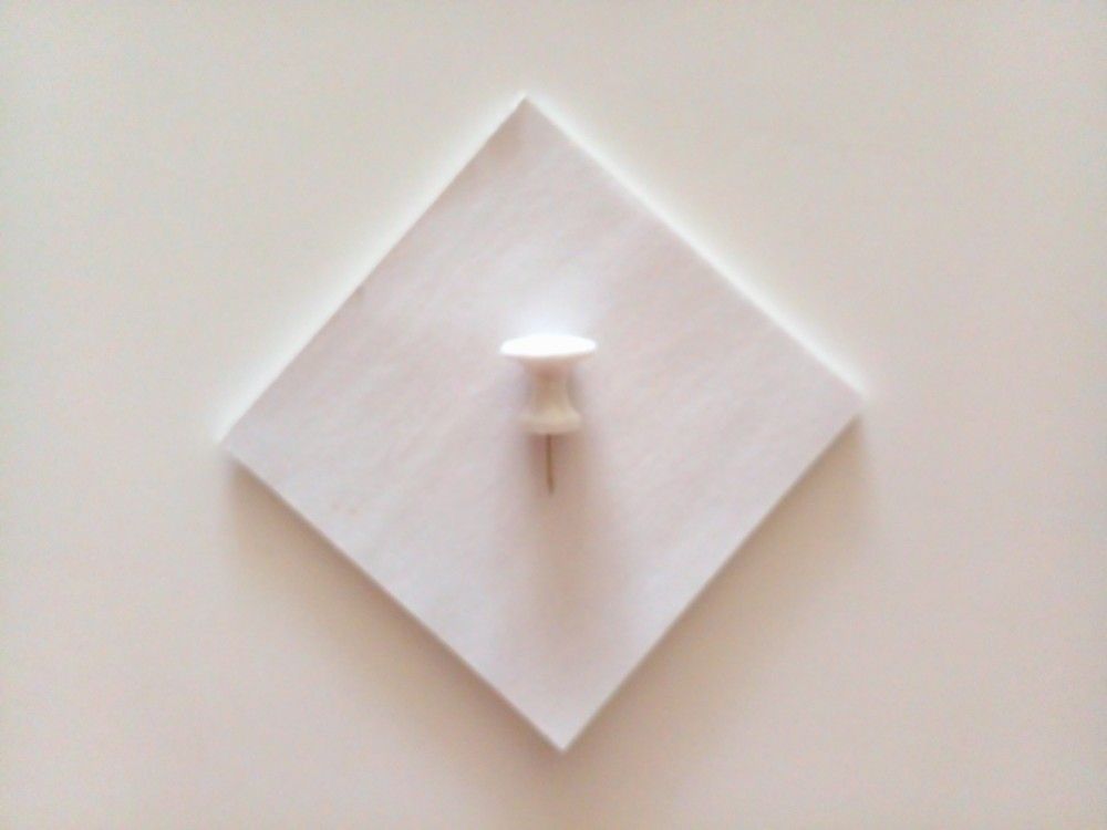 Игла на записках.