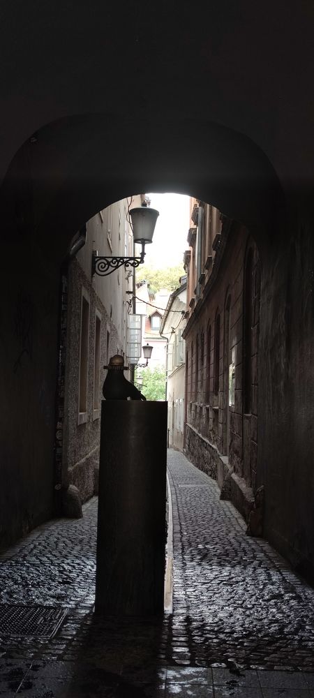 Lonely under the arch