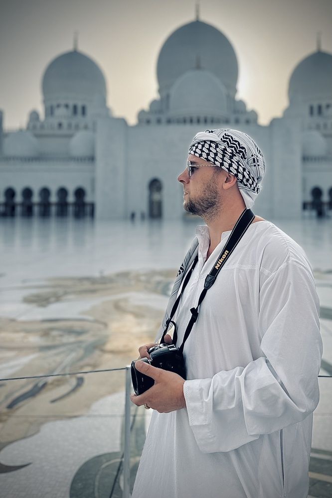 Фотография автора Олег Васильев