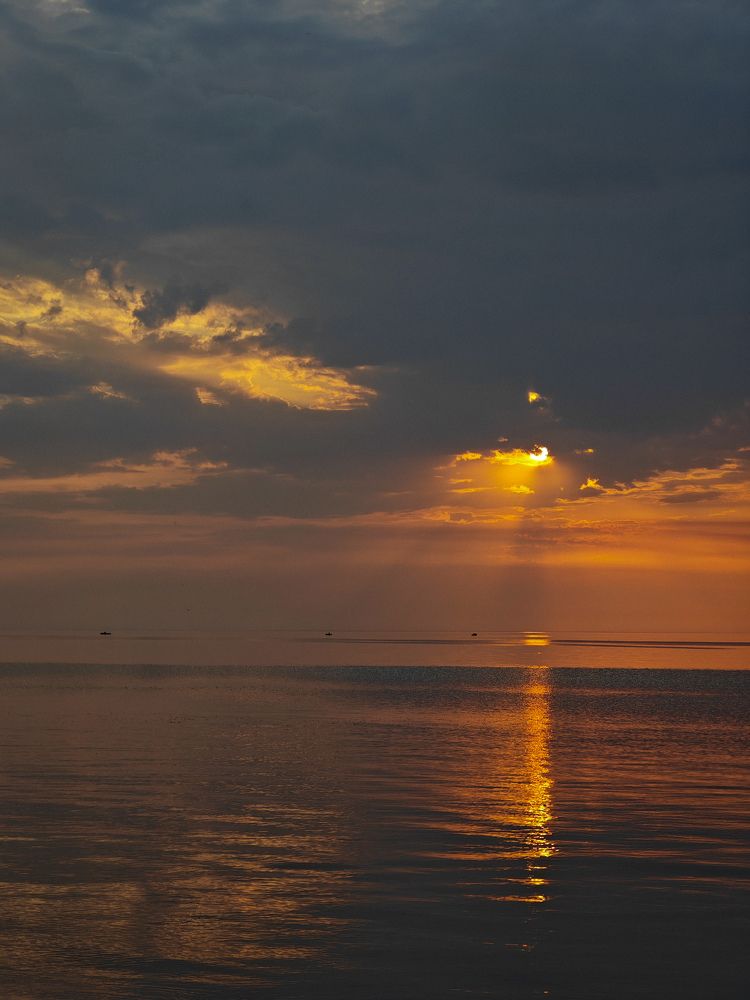 Закат на Чудском озере