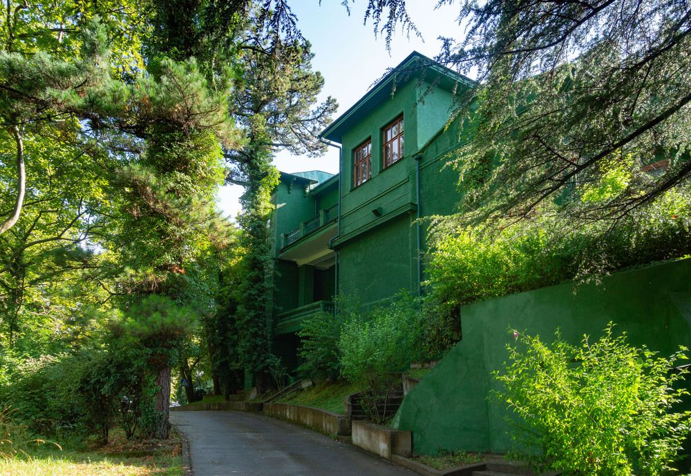 Фотография автора Николай Алмаев