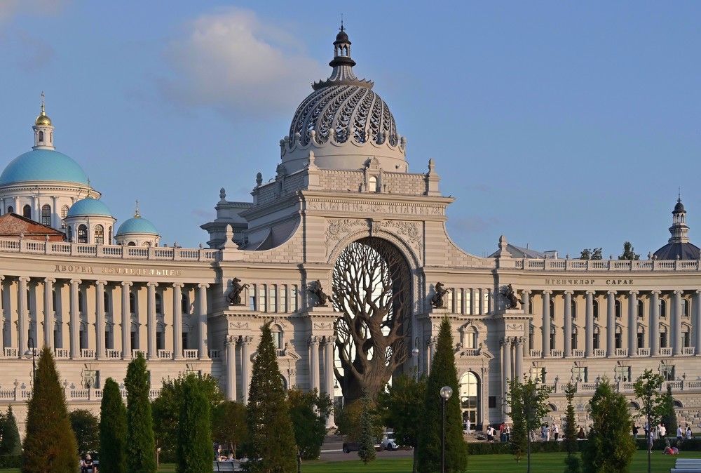 Казань. Город контрастов