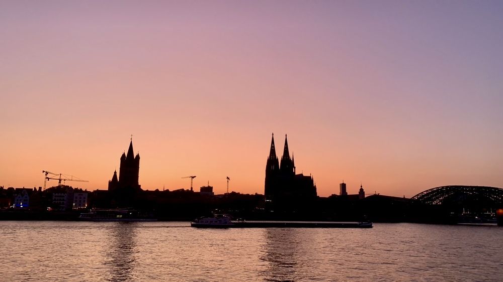Кёльн в цветах заката