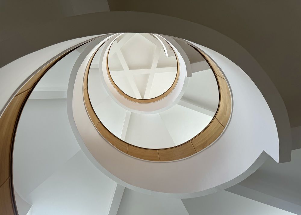 Фотография автора Евгения Елисеева