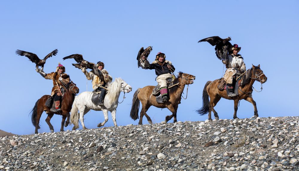 Eagle hunters
