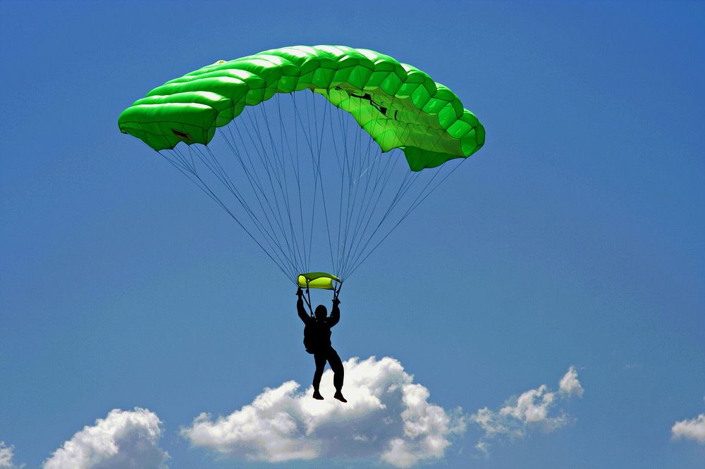 Фотография автора Александр Челмодеев