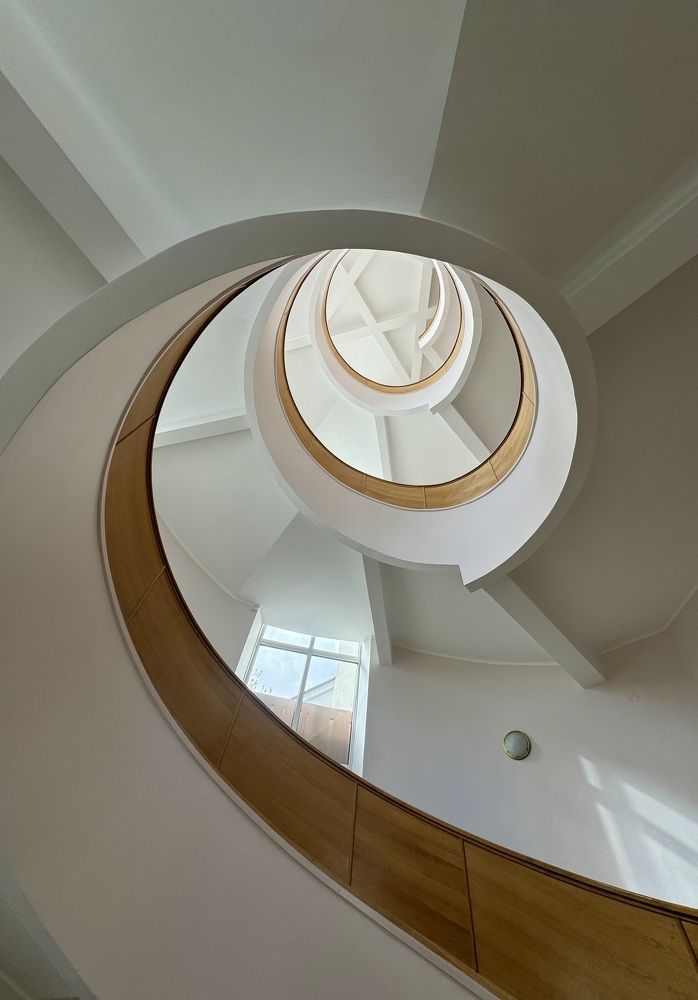 Фотография автора Евгения Елисеева