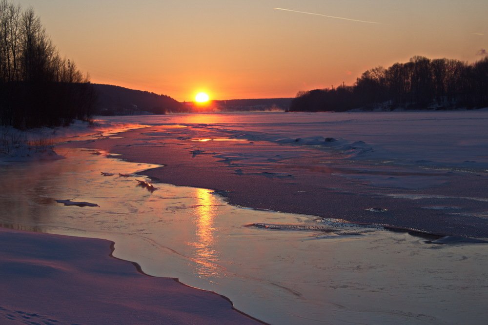 закат в морозный вечер