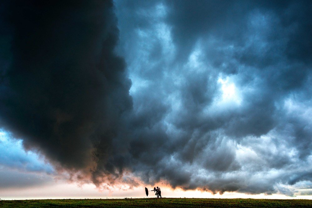 Между небом и землей