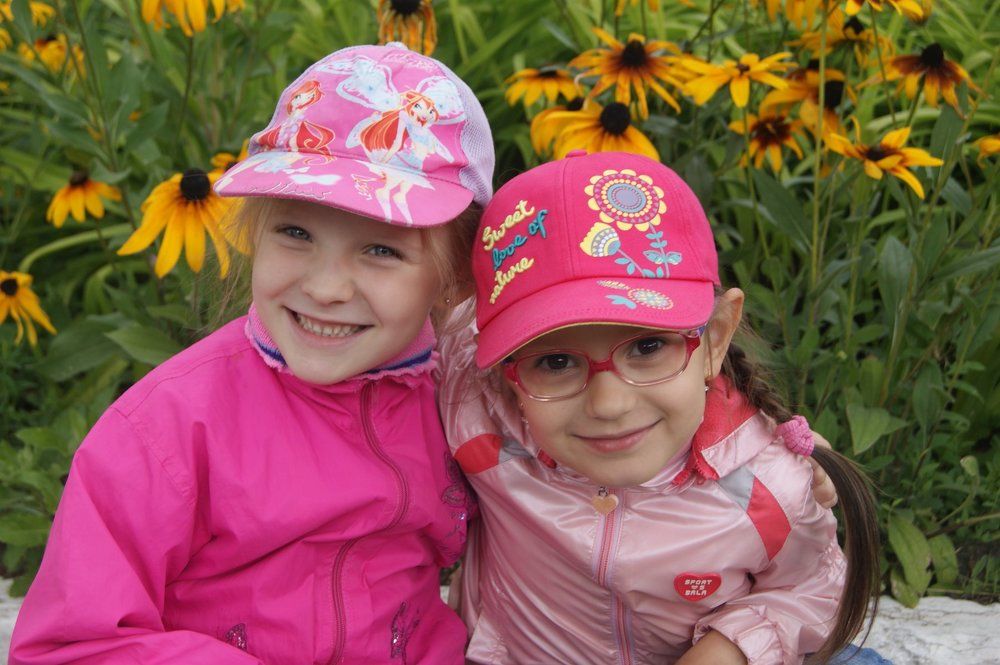 Веселые подружки