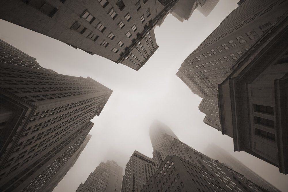 Туман. Уолл стрит. Нью-Йорк.