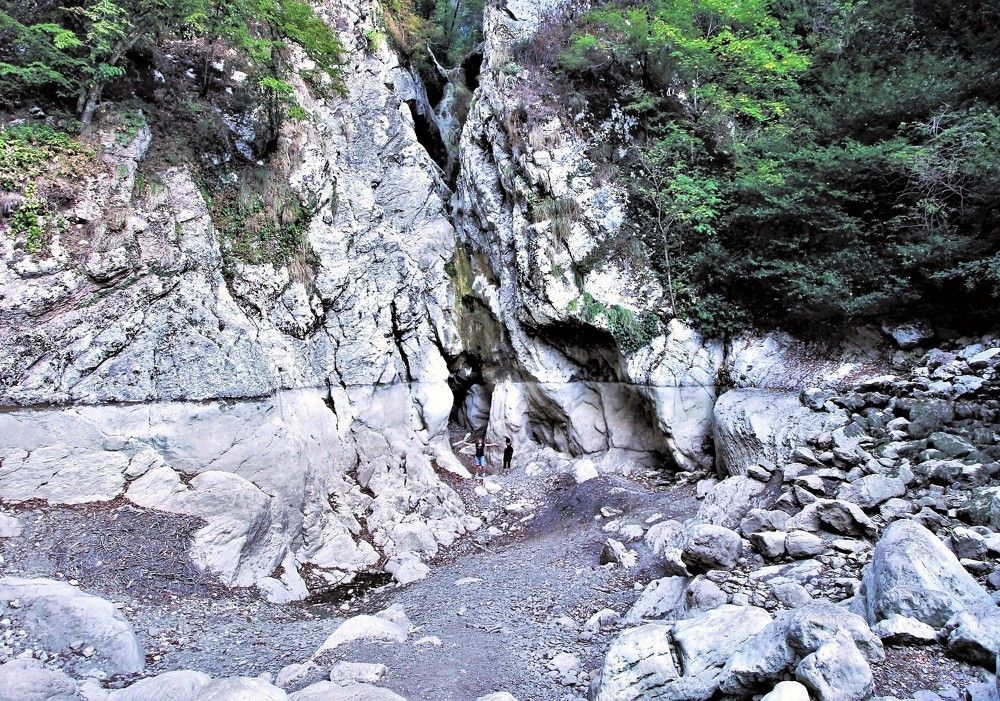 Пересохший Агурский водопад. Сочи