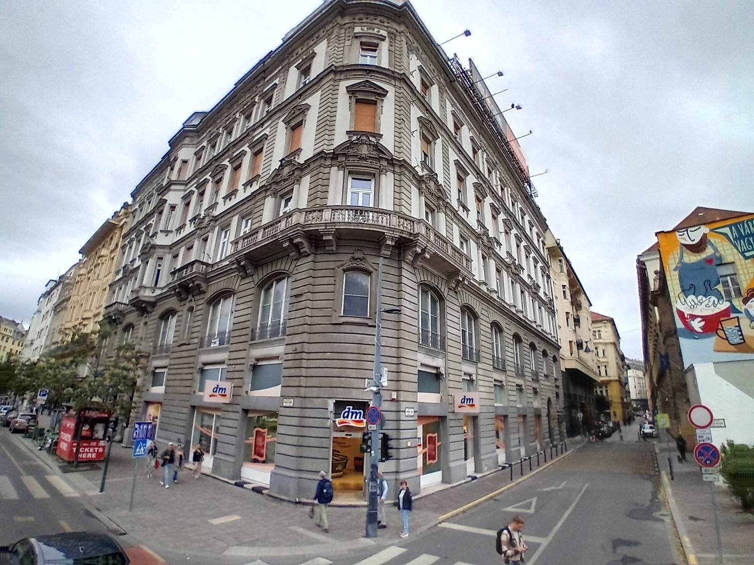 Photo #11404034