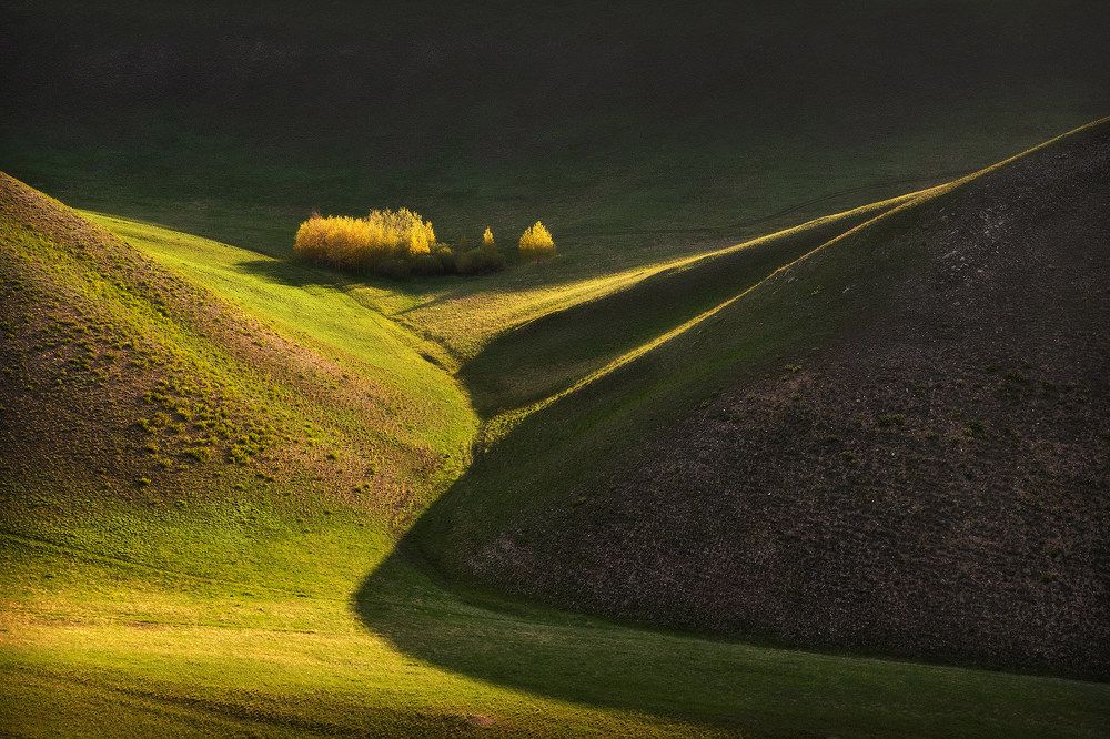 Рассвет в Долгих горах.