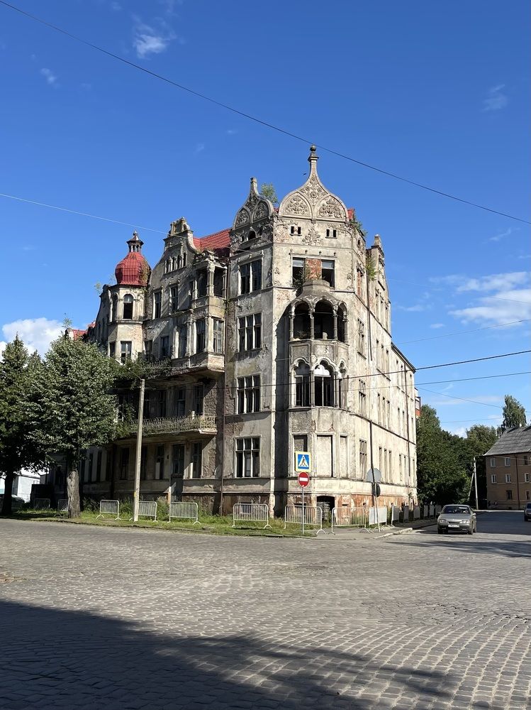 Фотография автора Елена Меньшикова