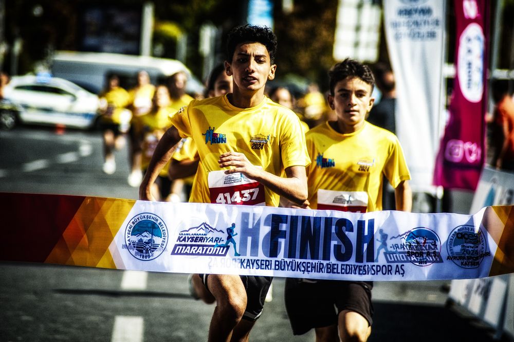 Photograph by DAMOUN POURNEMATI