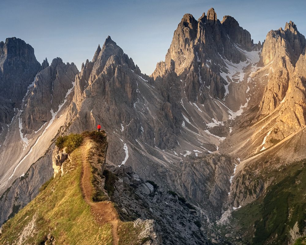 Between Sky and Earth