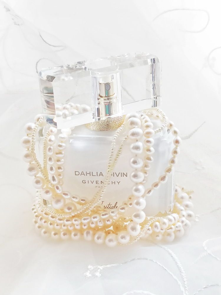 Реклама аромата.