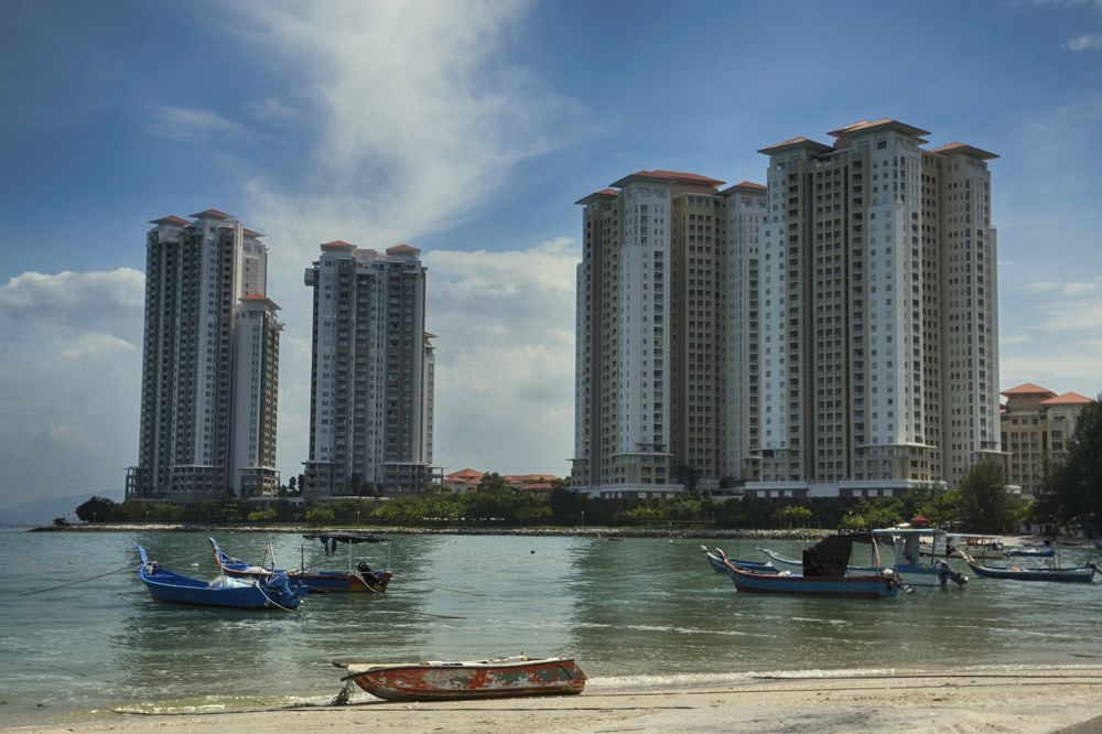 Photograph by Mikhail Kolesnik