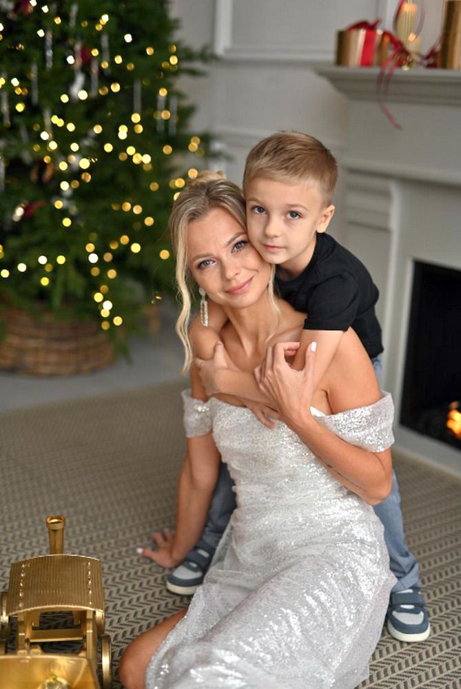 Любимая мамочка и сын