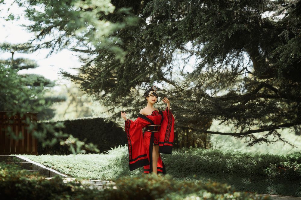 Photograph by Eugene Artjomenko