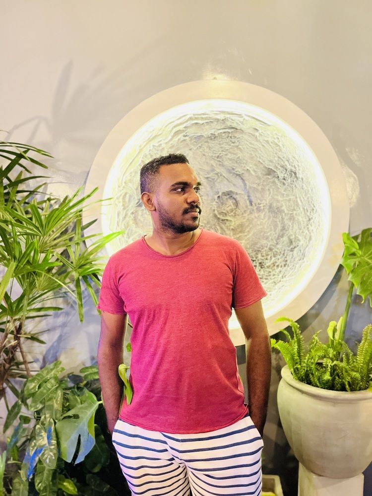 Фотография автора Christy Jerry