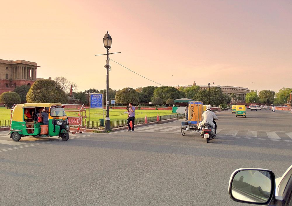 Вечером в центре Дели