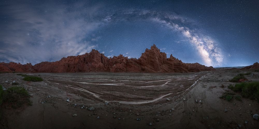 Photograph by HOU MingHao