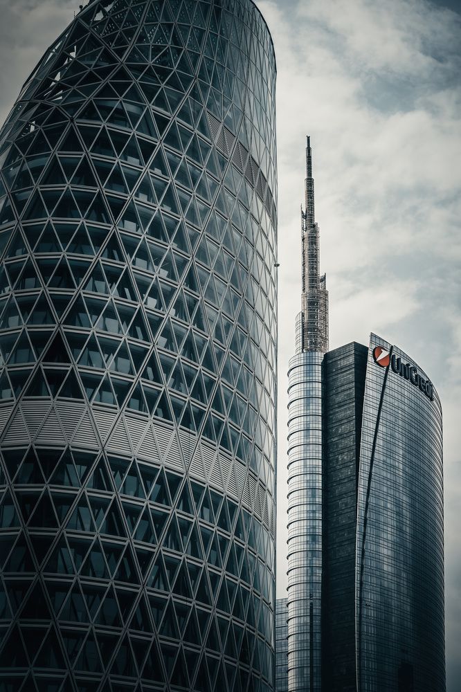 UniCredit Tower